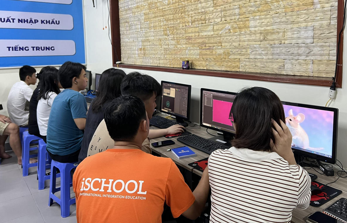 Khám Phá Toàn Diện Khóa Học Adobe AI - Đầu Tư Vào Tương Lai Sáng Tạo Của Bạn