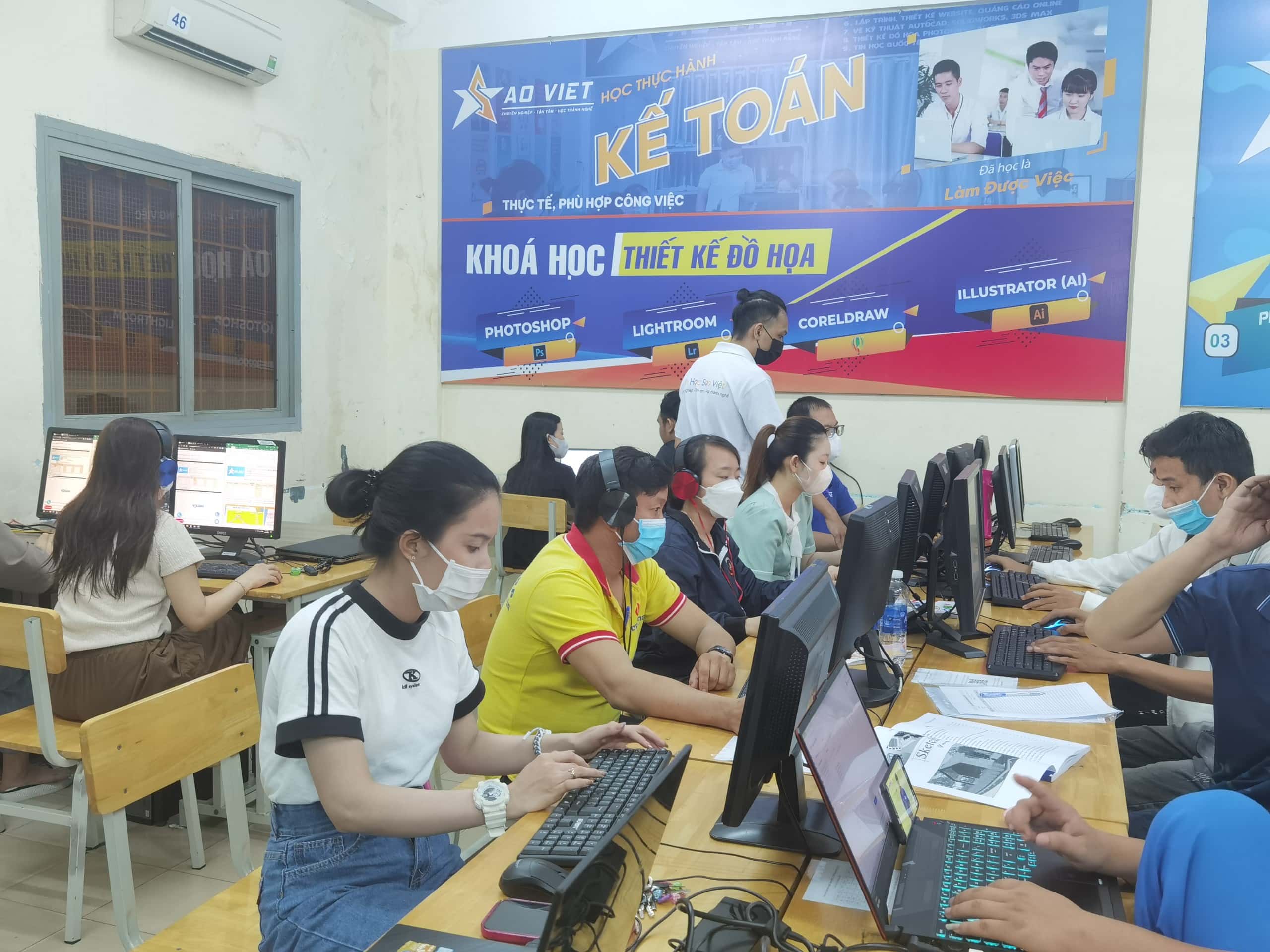 Khóa học AI kế toán - Bí quyết nâng cao nghiệp vụ tài chính bằng trí tuệ nhân tạo