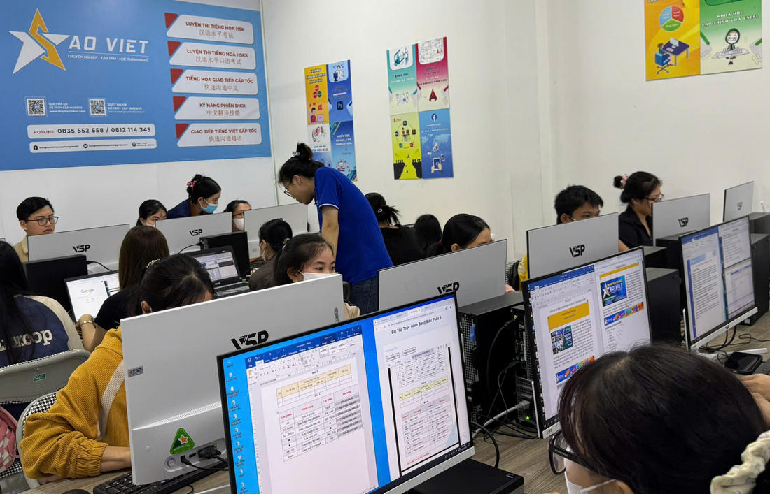 Khóa học AI ở Hà Nội - Khám phá cơ hội nghề nghiệp đột phá trong kỷ nguyên số